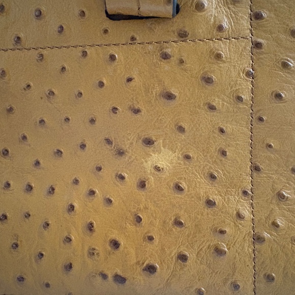 👜 Dooney & Bourke Satchel - Picture 9 of 10